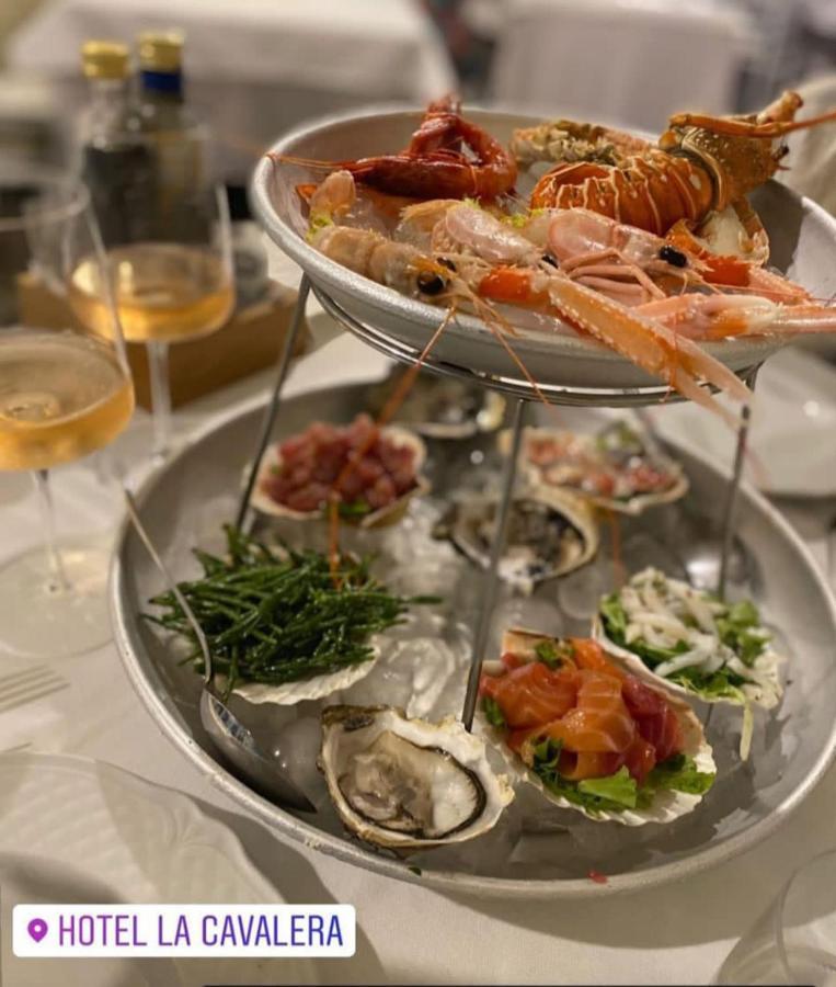 Hotel La Cavalera Augusta Ngoại thất bức ảnh