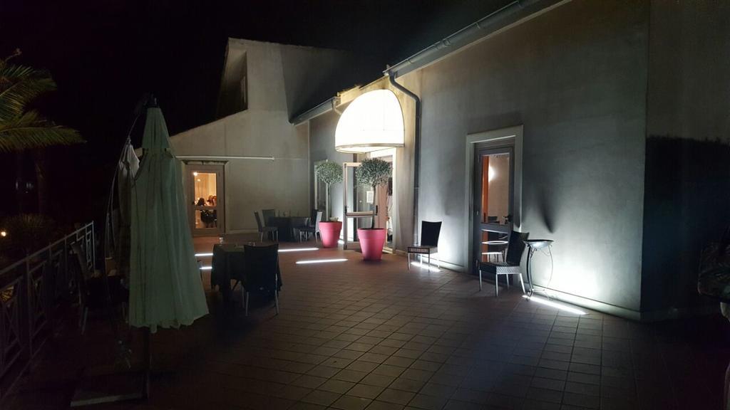 Hotel La Cavalera Augusta Ngoại thất bức ảnh