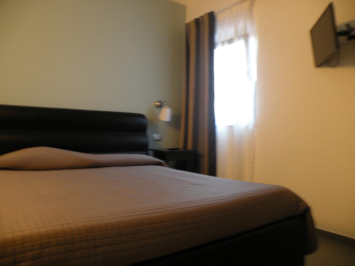 Hotel La Cavalera Augusta Ngoại thất bức ảnh