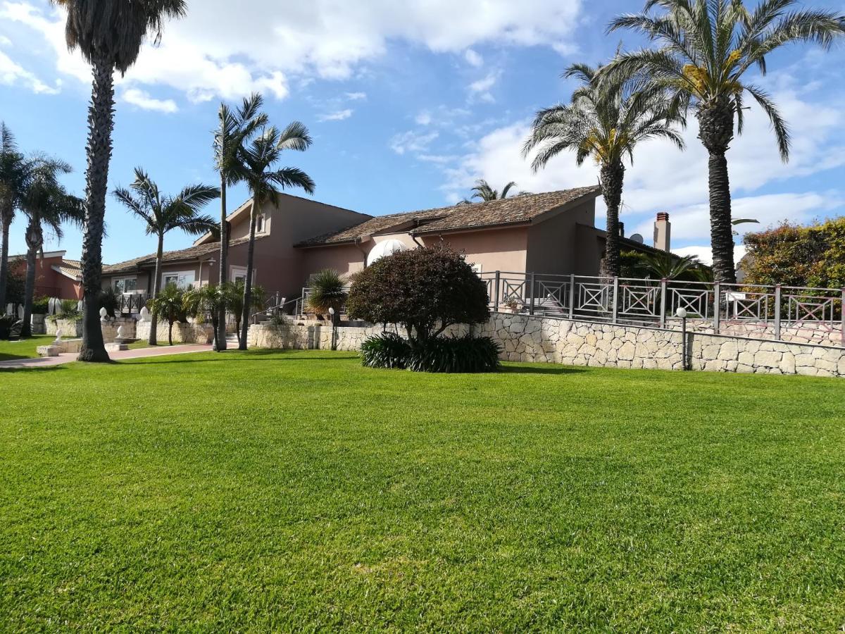 Hotel La Cavalera Augusta Ngoại thất bức ảnh